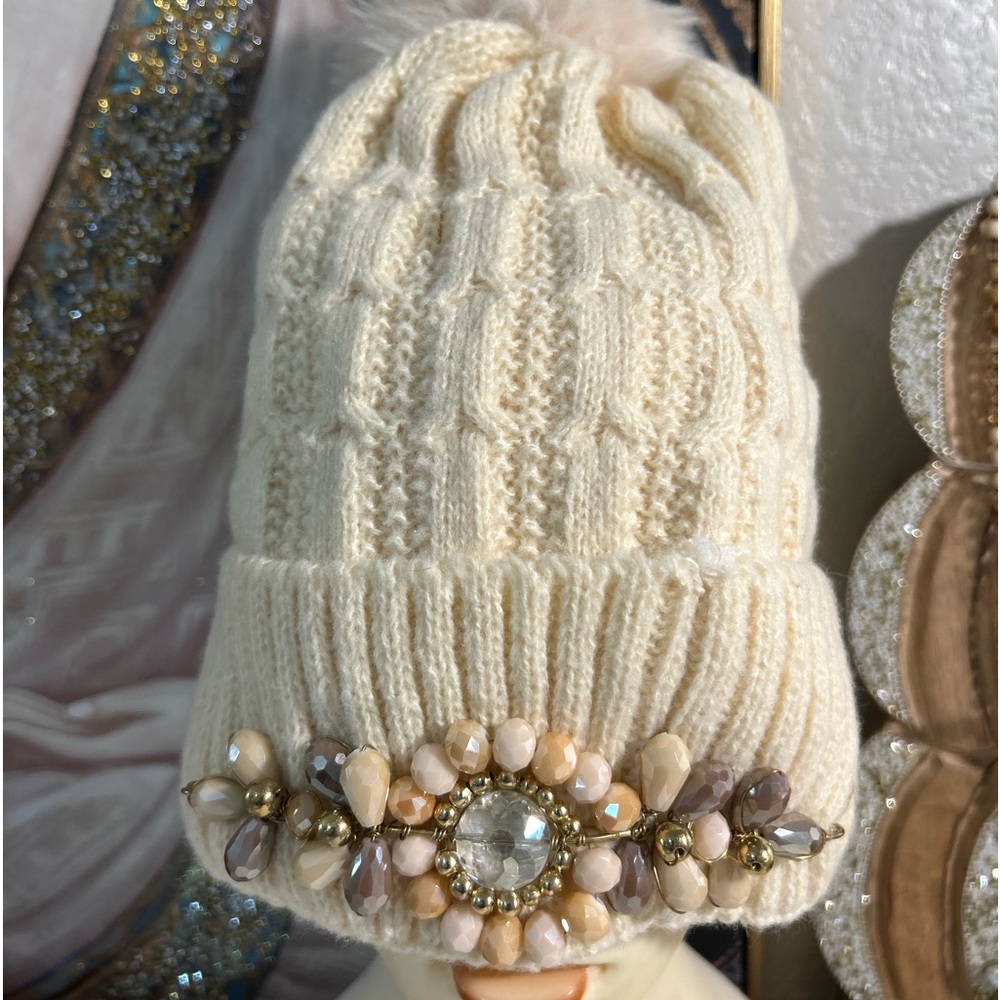 Woman beanie